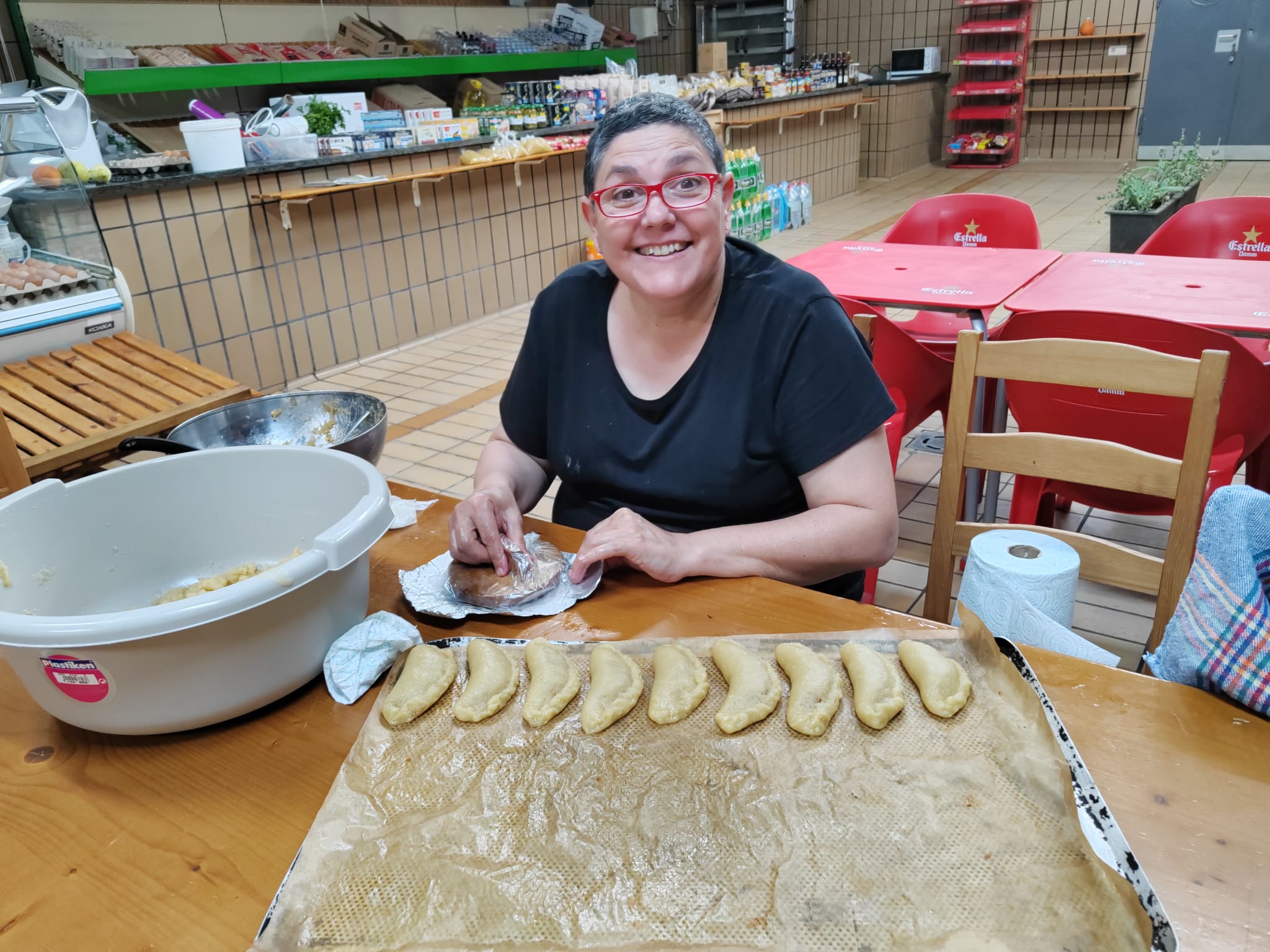 Anna Aliau. El racó del mercat Jesús i Maria. Deltebre (Tarragona) Al Delta de l'Ebre